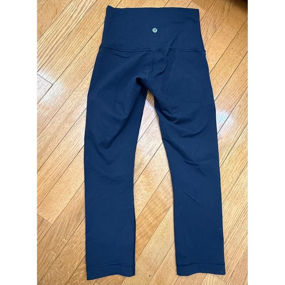 Lululemon Align High Rise Crop Black Size 4 - Picture 3 of 6